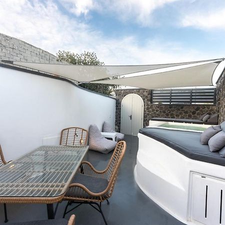 Sun Naam Home Santorini With Heated Jacuzzi Karterados  Extérieur photo